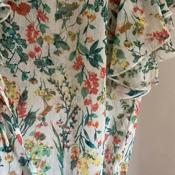 Jessica Simpson Floral Blouse - Picture 8 of 11